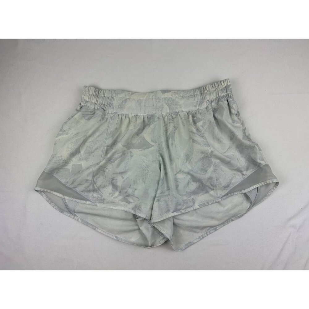 Lululemon Hotty Hot Short Inseam 3.5" Mini Tropical Shadow Starlight Multi 8